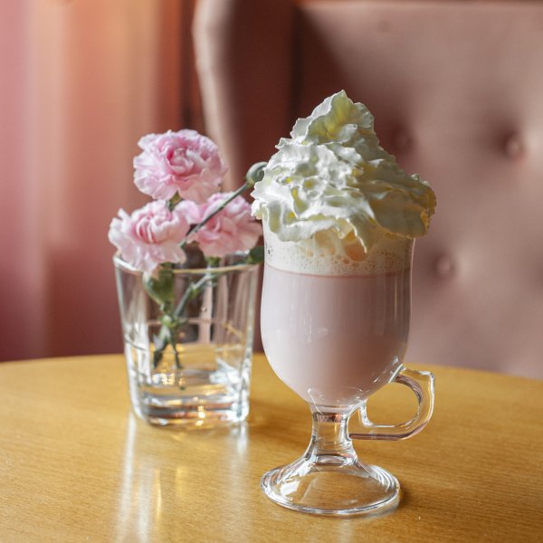 CZEKOLADA TRUSKAWKOWA