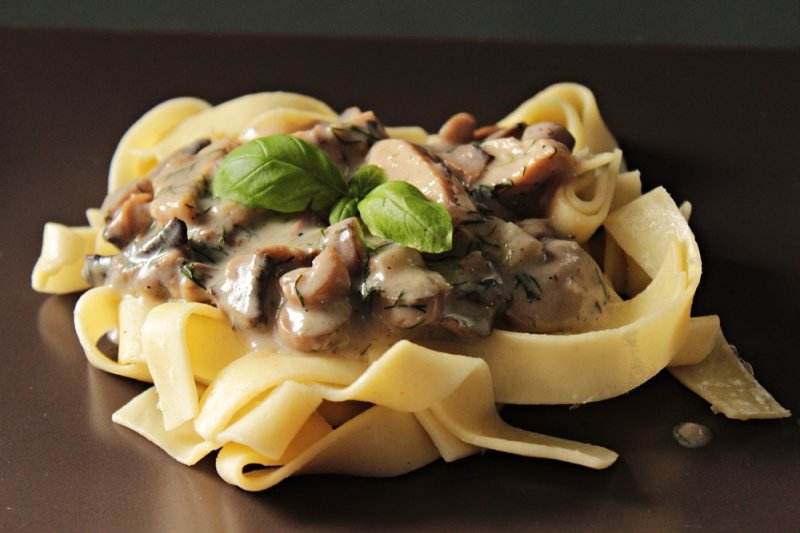 PAPARDELLE Z KURCZAKIEM