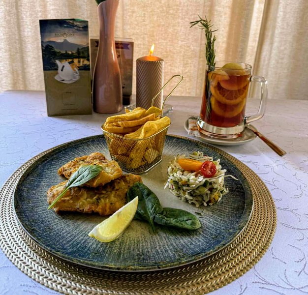 SMAŻONY FILET Z PIOTROSZA