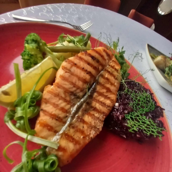 Łosoś grillowany